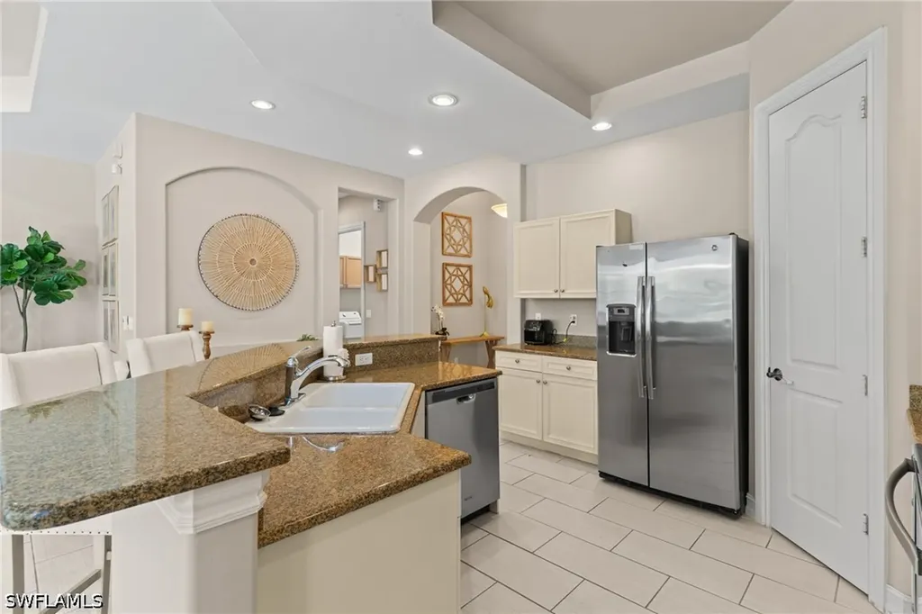 1406 Serrano Circle Naples FL 34105