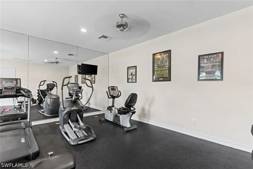 1406 Serrano Circle Naples FL 34105
