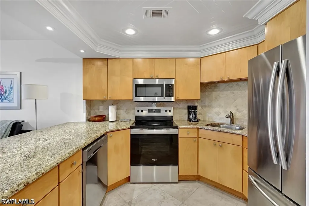 5 Bluebill Avenue Naples FL 34108