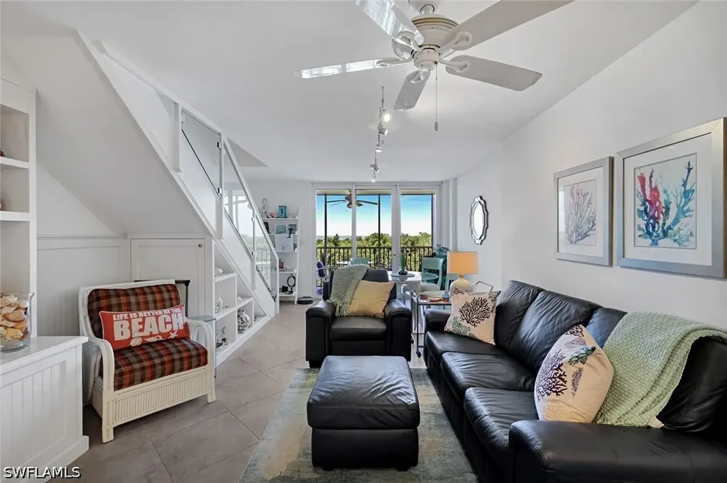 5 Bluebill Avenue Naples FL 34108