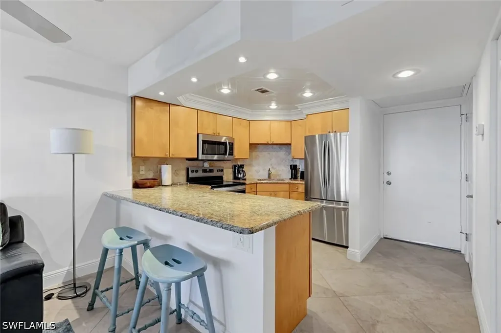5 Bluebill Avenue Naples FL 34108