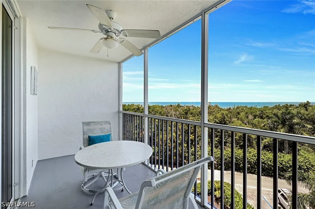 5 Bluebill Avenue Naples FL 34108