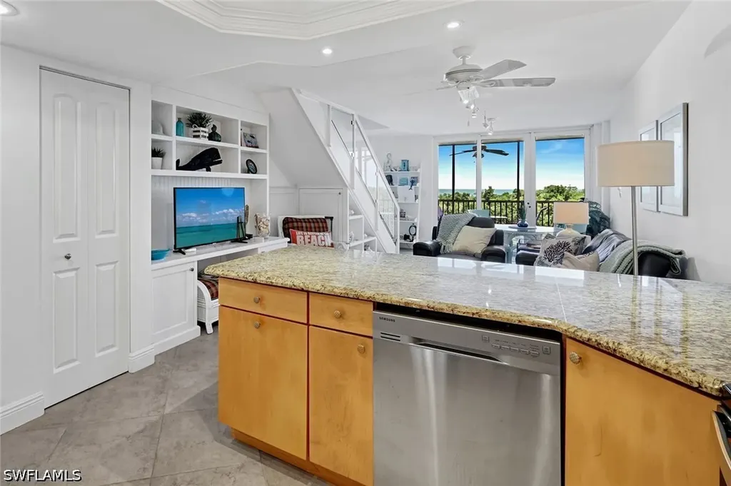 5 Bluebill Avenue Naples FL 34108