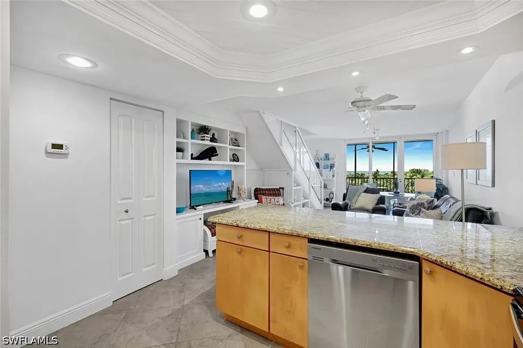 5 Bluebill Avenue Naples FL 34108