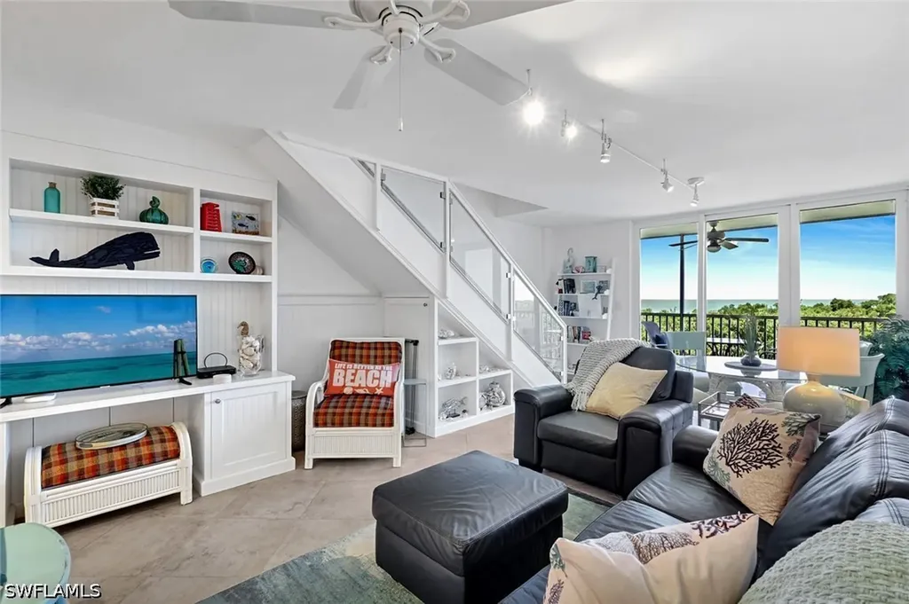 5 Bluebill Avenue Naples FL 34108