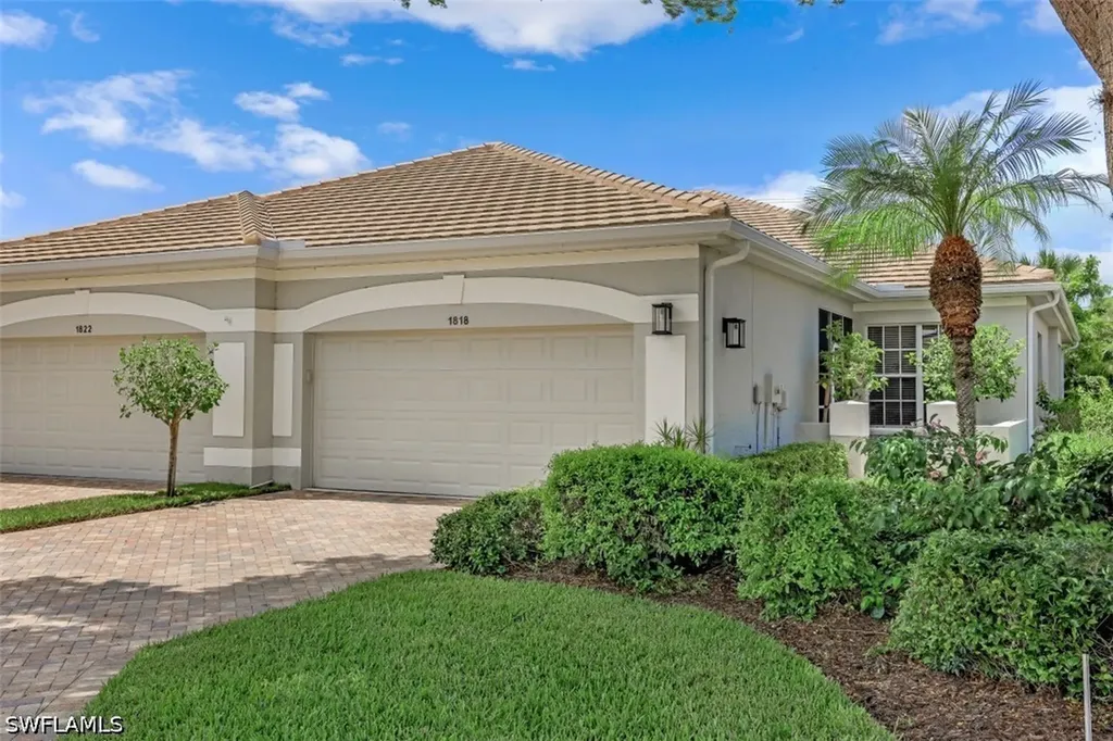 1818 Leamington Lane Naples FL 34109