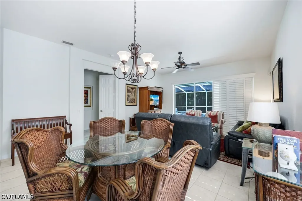 1818 Leamington Lane Naples FL 34109