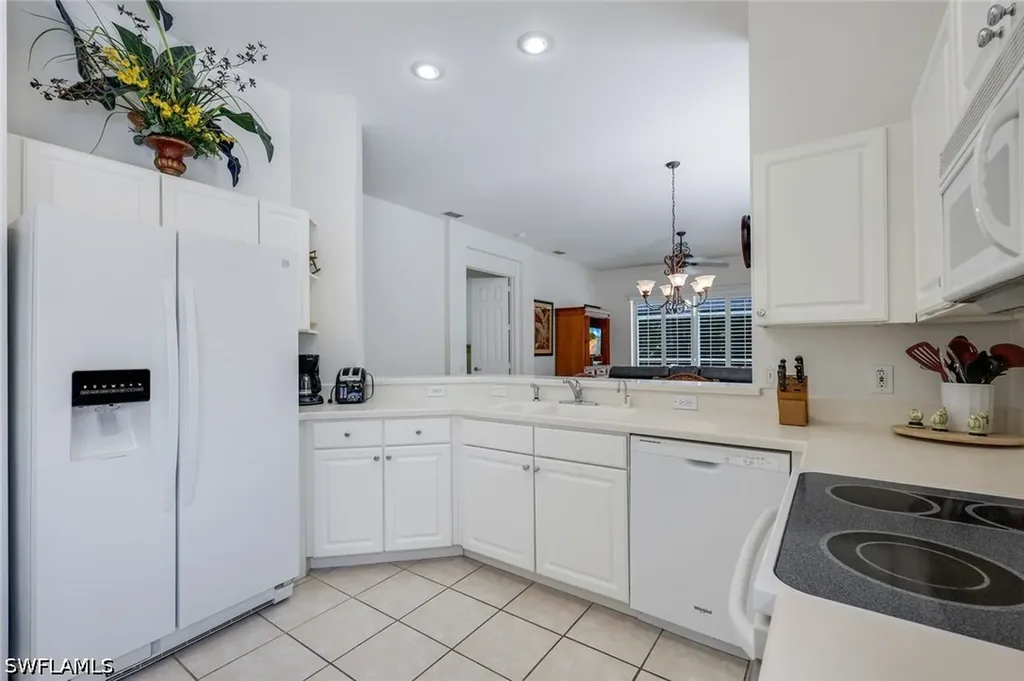 1818 Leamington Lane Naples FL 34109