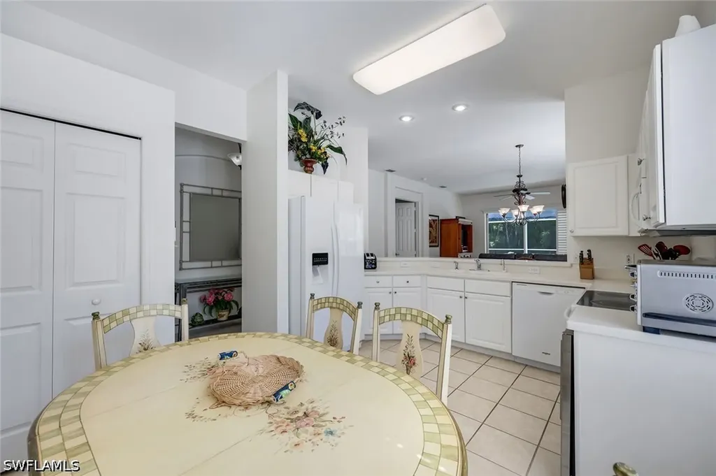 1818 Leamington Lane Naples FL 34109