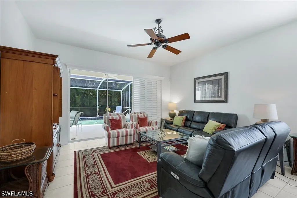 1818 Leamington Lane Naples FL 34109