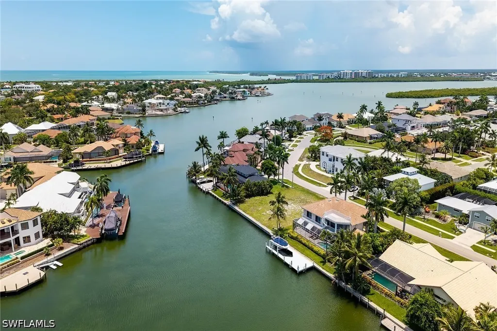 486 Clifton Court Marco Island FL 34145