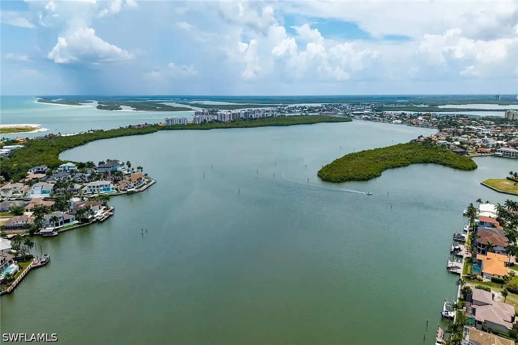 486 Clifton Court Marco Island FL 34145