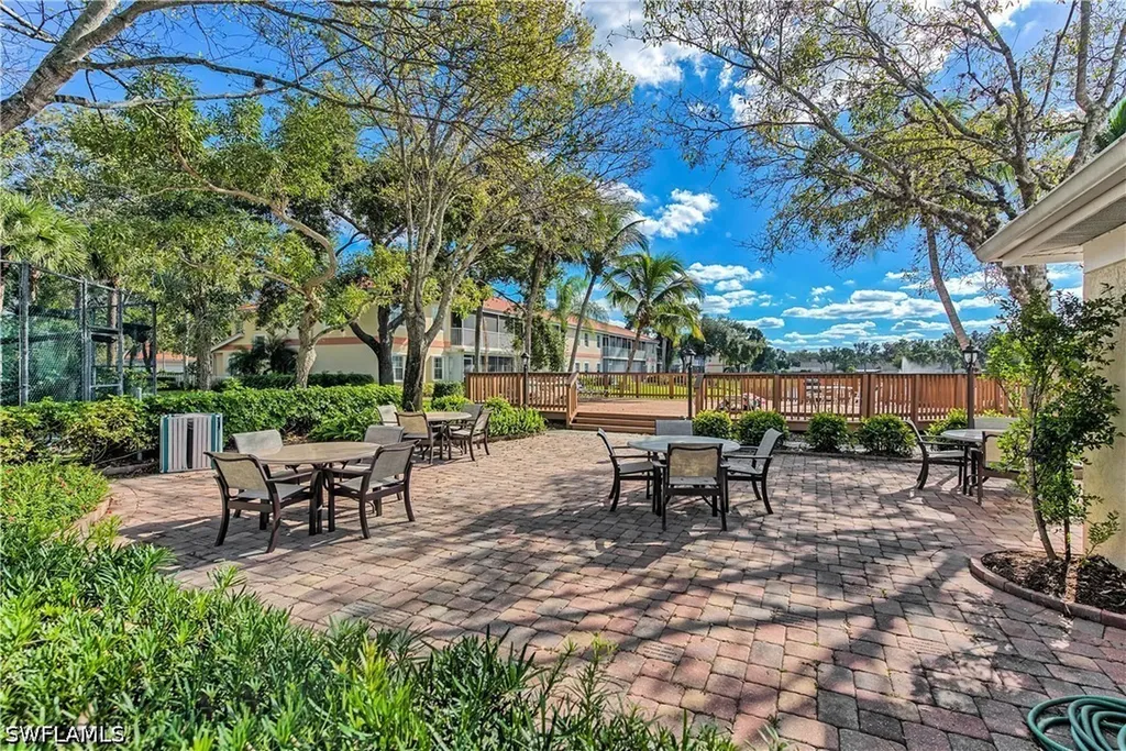 2516 Orchid Bay Drive Naples FL 34109