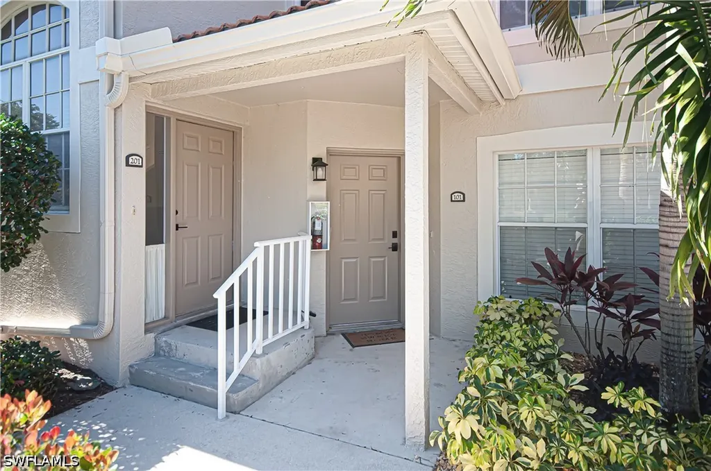 2516 Orchid Bay Drive Naples FL 34109