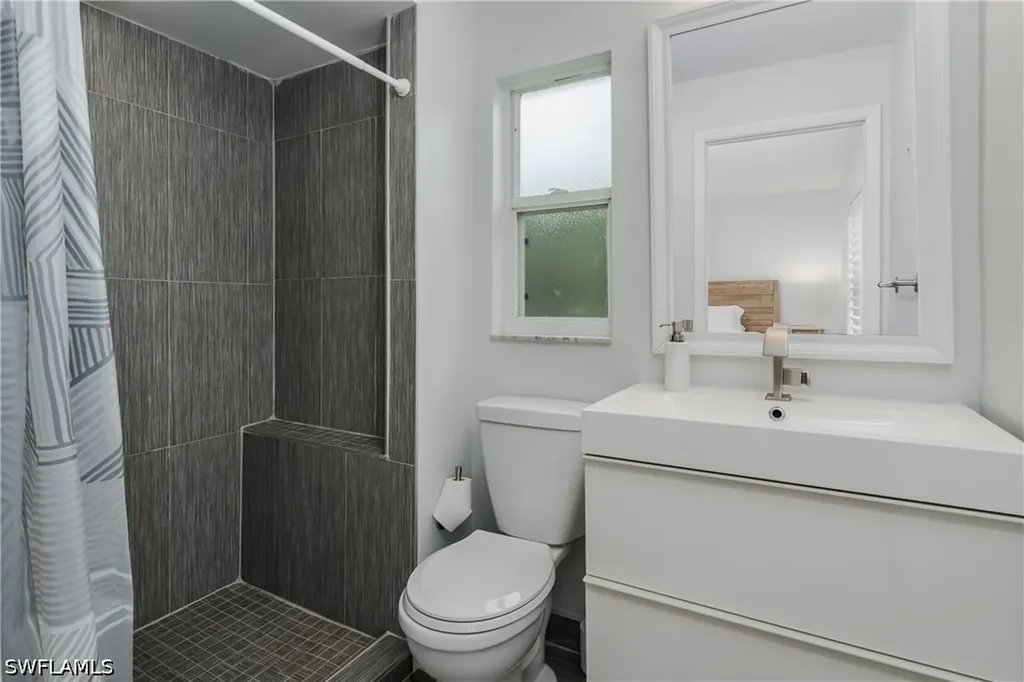 1309 Westlake Boulevard Naples FL 34103