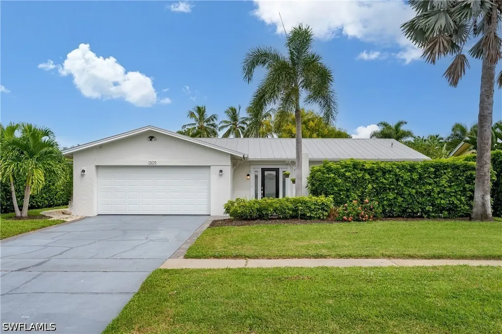 1309 Westlake Boulevard Naples FL 34103