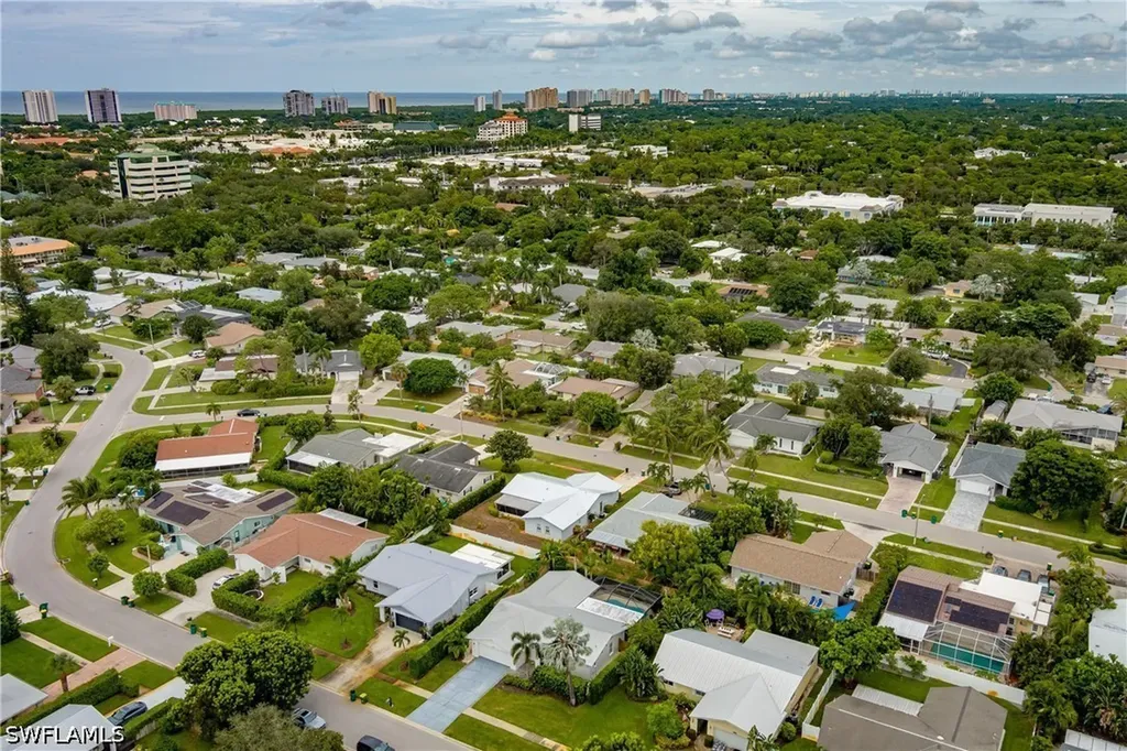 1309 Westlake Boulevard Naples FL 34103