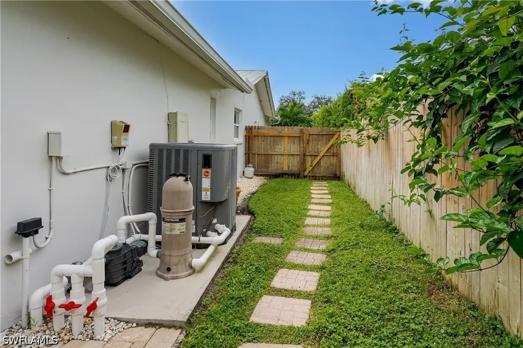 1309 Westlake Boulevard Naples FL 34103