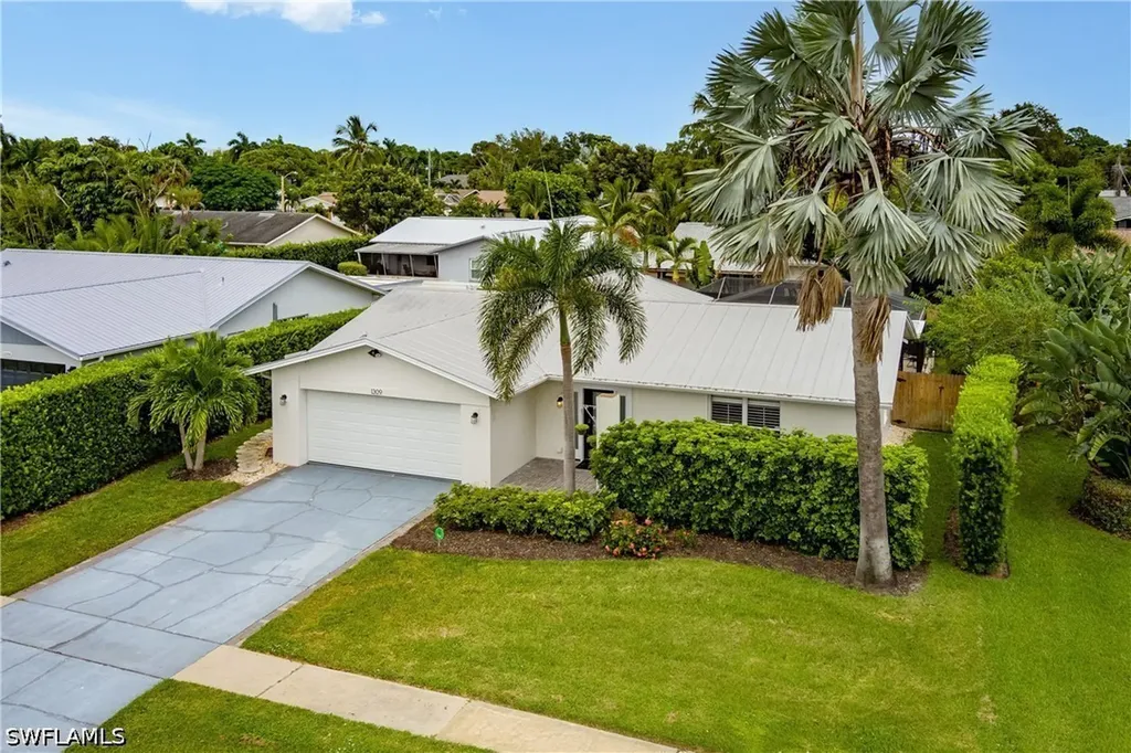 1309 Westlake Boulevard Naples FL 34103