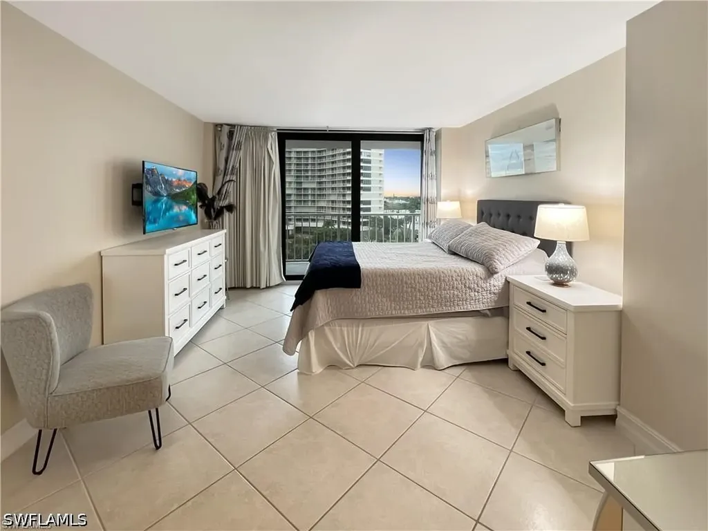 320 Seaview Court Marco Island FL 34145
