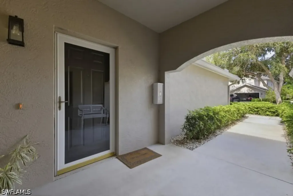 7122 Blue Juniper Court Naples FL 34109