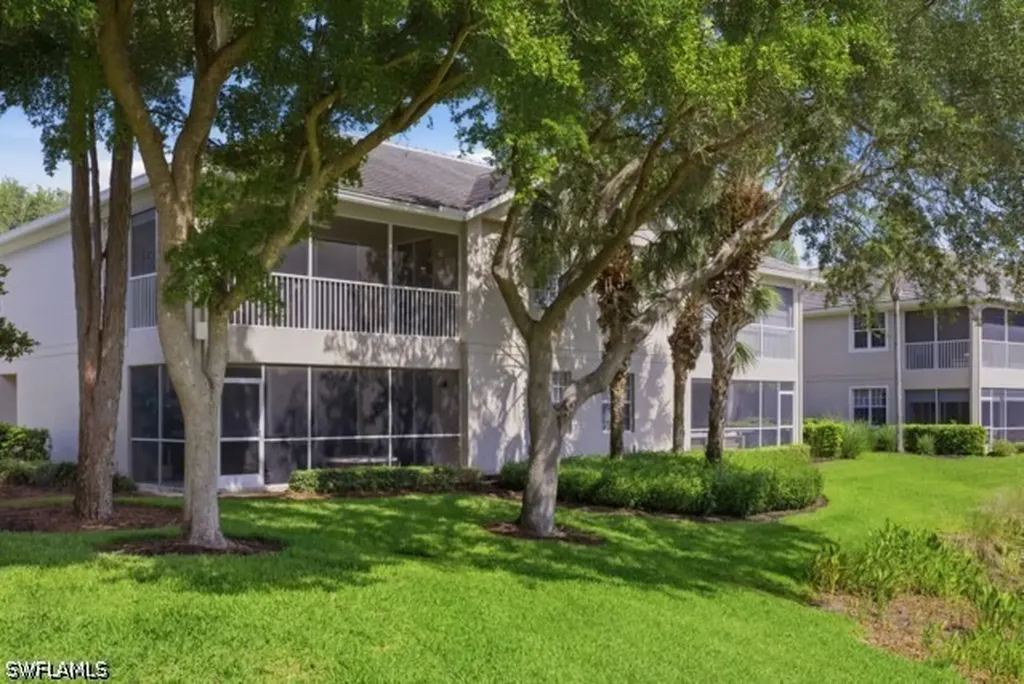 7122 Blue Juniper Court Naples FL 34109