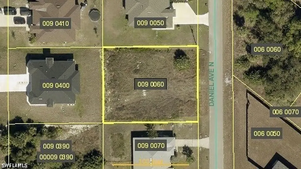2515 Daniel Avenue N Lehigh Acres FL 33971