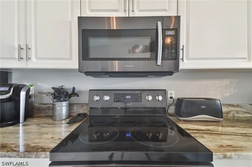 9165 Michael Circle Naples FL 34113