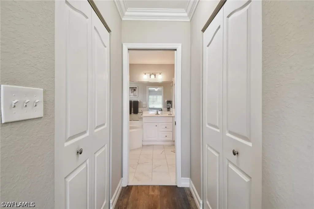 9165 Michael Circle Naples FL 34113