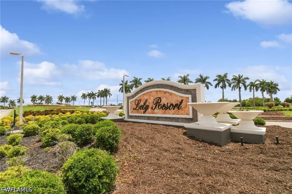 9165 Michael Circle Naples FL 34113