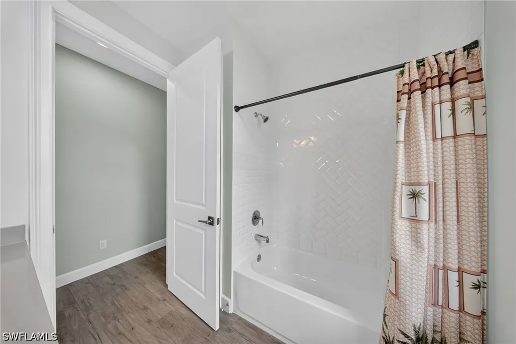 37 Johnnycake Drive Naples FL 34110
