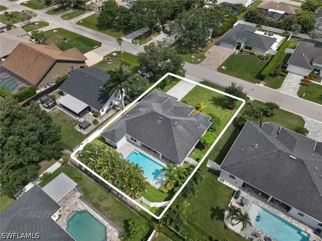 37 Johnnycake Drive Naples FL 34110