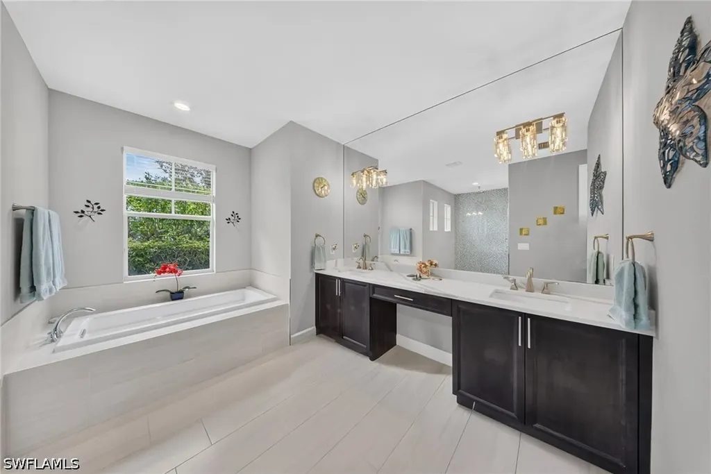 37 Johnnycake Drive Naples FL 34110