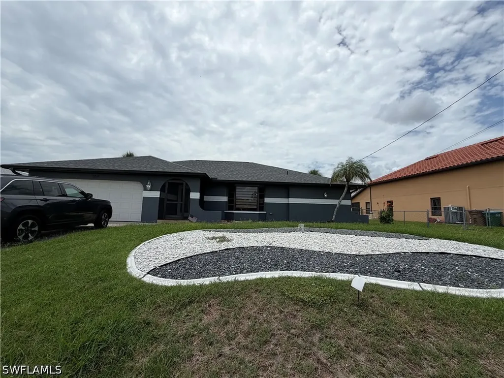 209 SW 42nd Street Cape Coral FL 33914