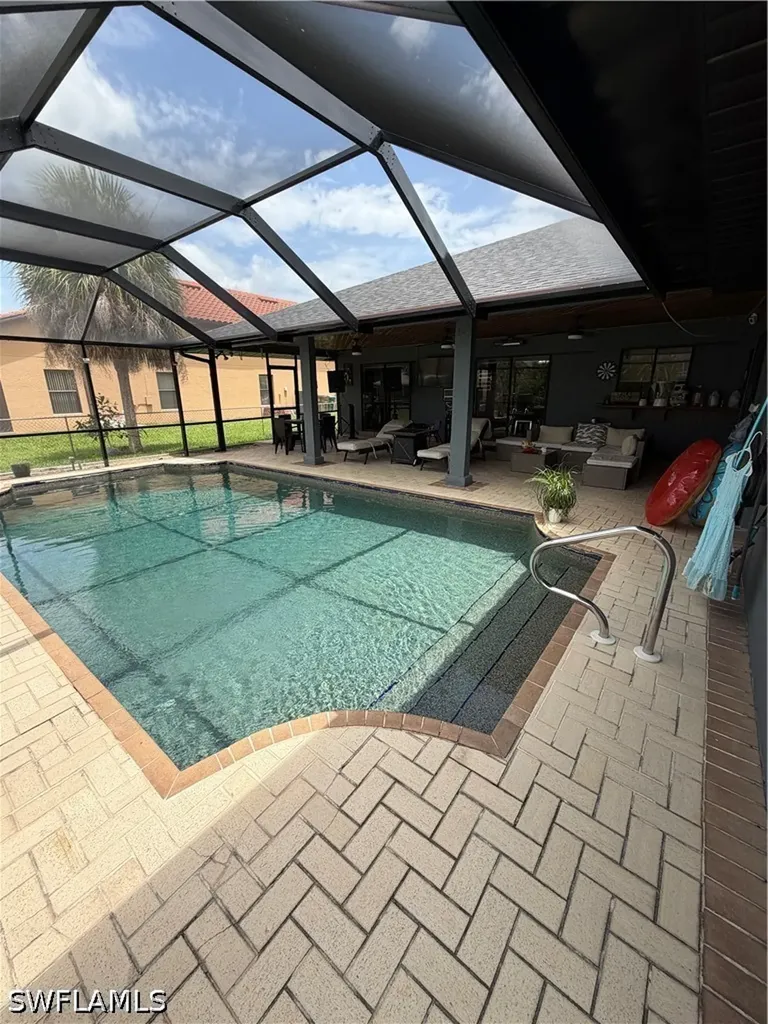 209 SW 42nd Street Cape Coral FL 33914