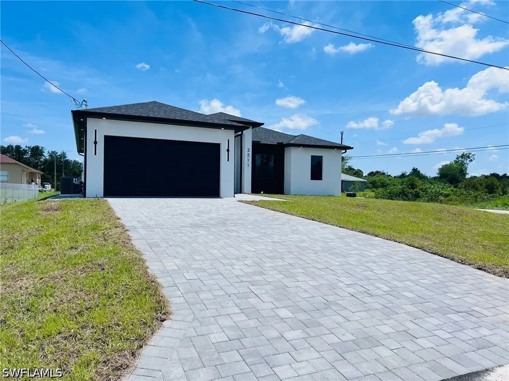 2911 27th Street SW Lehigh Acres FL 33976