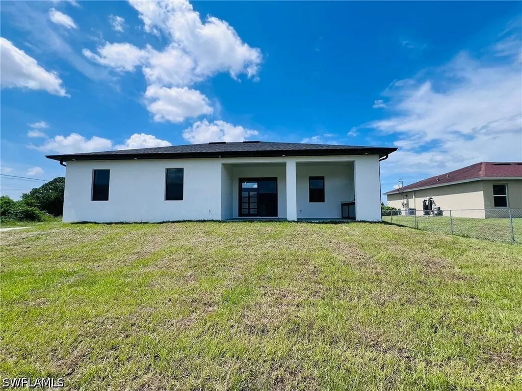2911 27th Street SW Lehigh Acres FL 33976