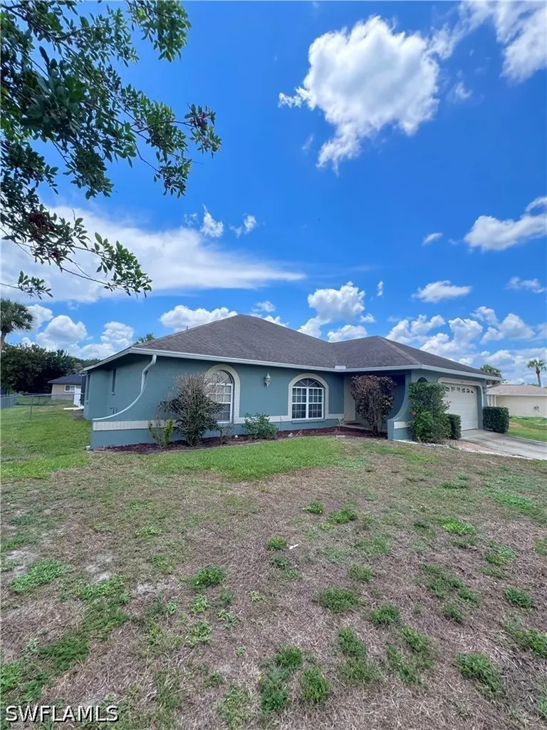 420 Glendale Avenue Lehigh Acres FL 33936