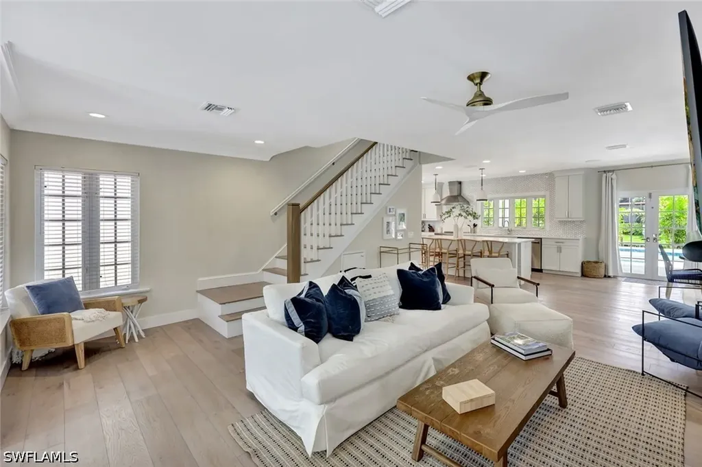 1500 Pelican Avenue Naples FL 34102