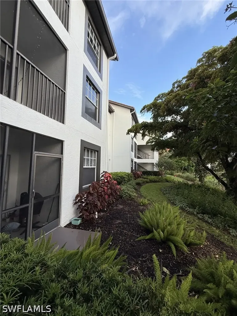 7945 Preserve Circle Naples FL 34119