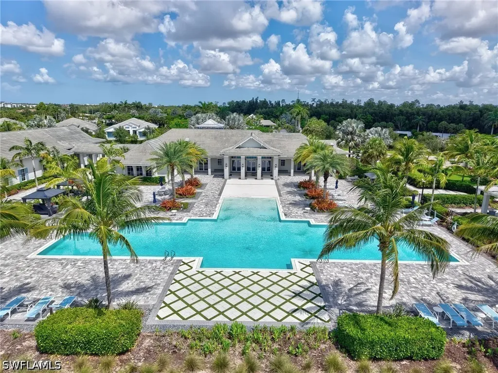9052 Saint Lucia Drive Naples FL 34114