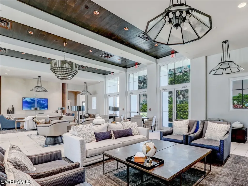 9052 Saint Lucia Drive Naples FL 34114