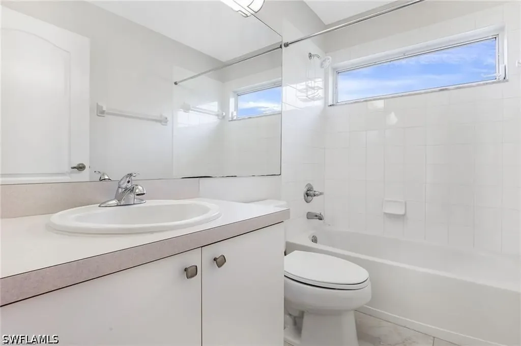 21205 Waymouth Run Estero FL 33928