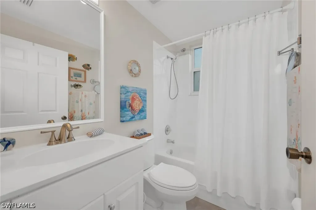 6735 Huntington Lakes Circle Naples FL 34119