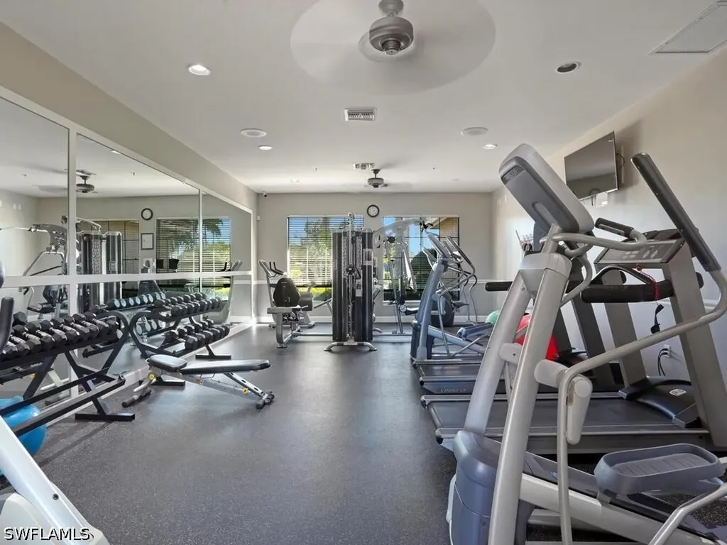 6735 Huntington Lakes Circle Naples FL 34119
