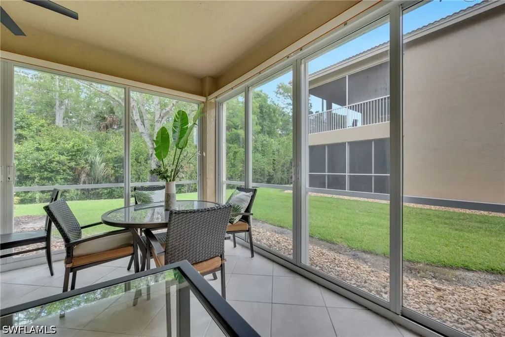 6735 Huntington Lakes Circle Naples FL 34119