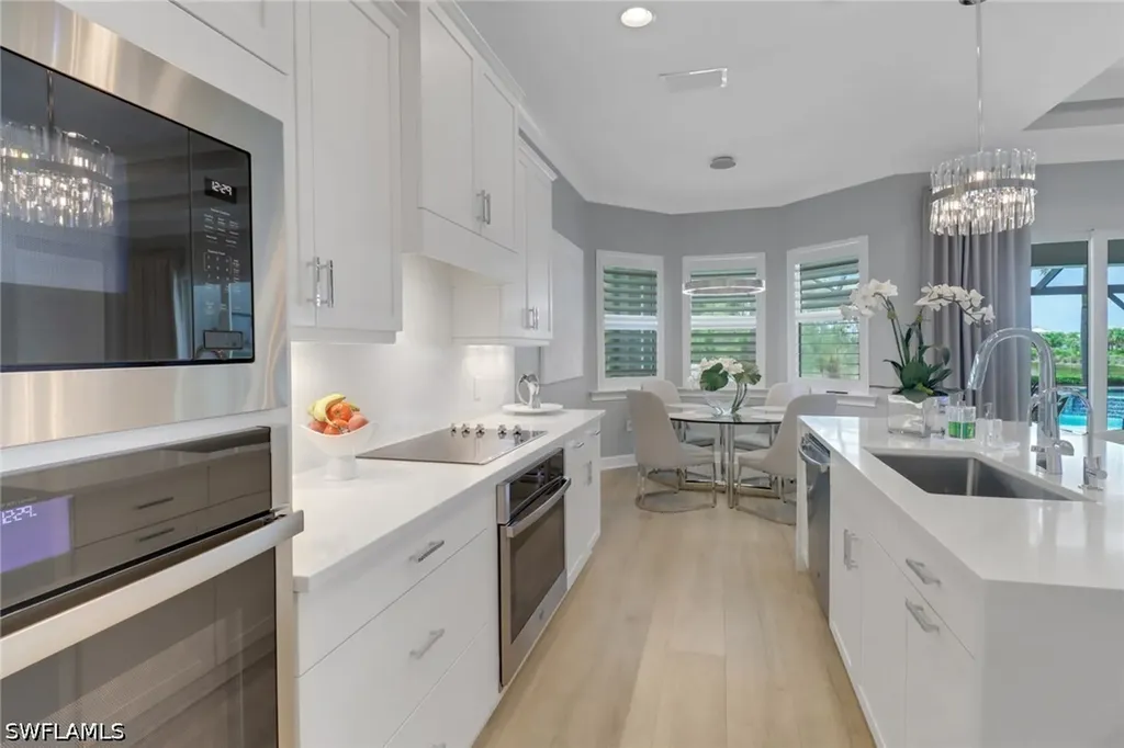 6225 Antigua Way Naples FL 34113