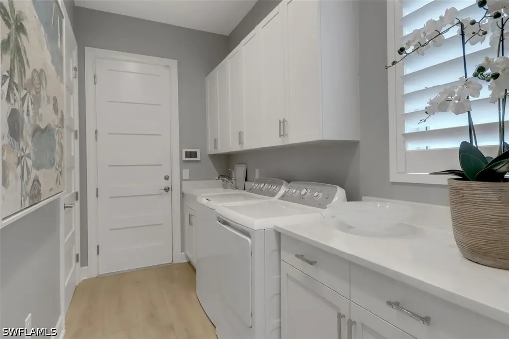 6225 Antigua Way Naples FL 34113