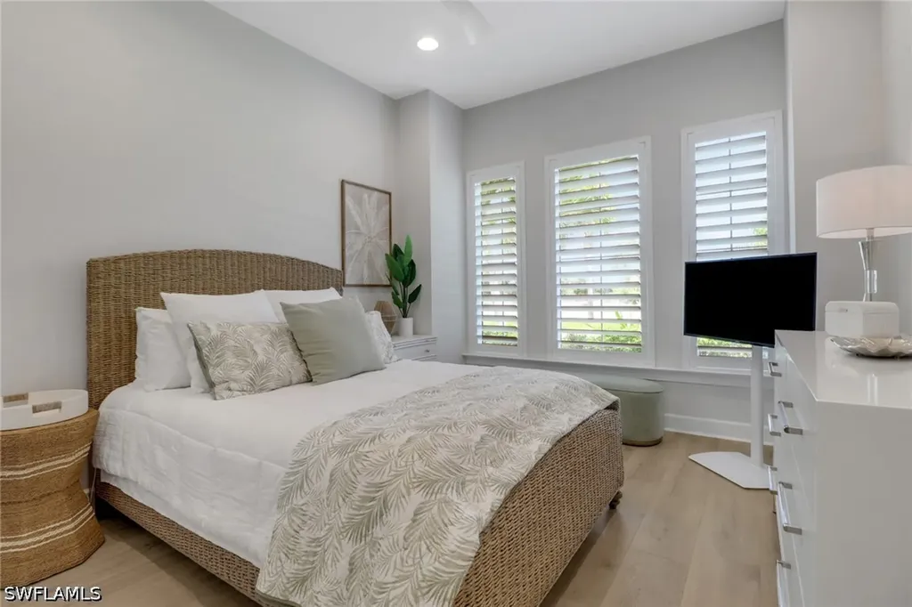 6225 Antigua Way Naples FL 34113