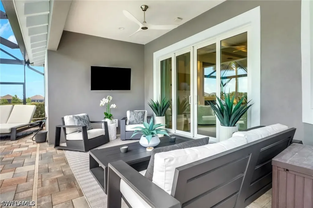 6225 Antigua Way Naples FL 34113